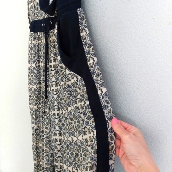 WILLOW & CLAY | Sleeveless  Floral Printed Jumpsuit size.Small Spring 100% Rayon - Picture 5 of 5